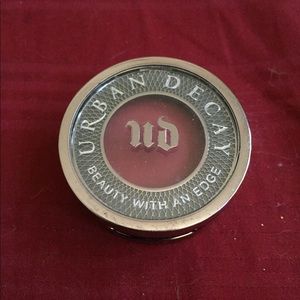 Urban Decay Eyeshadow Single in Relish